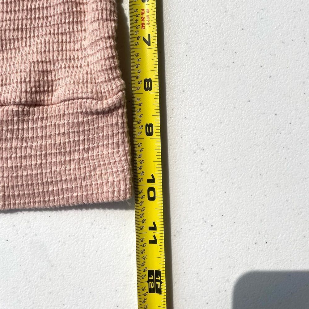 Jessica Simpson Ribbed Twist Front Top Size M - Picture 11 of 12